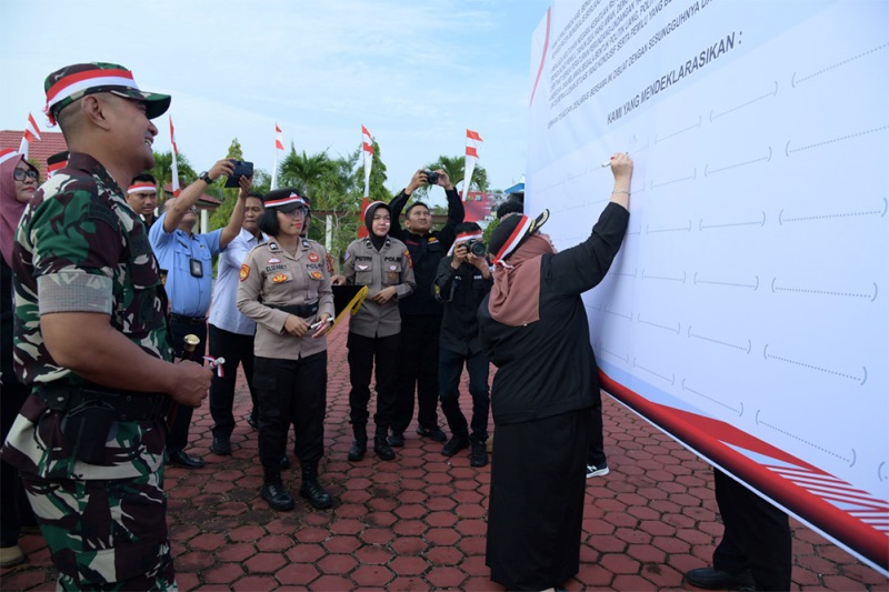 Bupati Kasmarni Deklarasikan Jaga NKRI dan Ciptakan Pemilu Damai