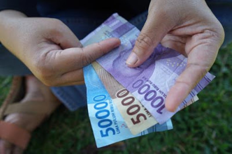 BLT Mahasiswa Rp2,4 Juta untuk Bayar Kuliah, Cek Syaratnya