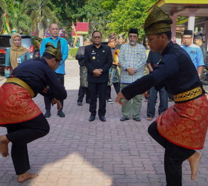 Harapkan Jadi Pelestarian dan Sarana Edukasi, Pj Gubri Buka Festival Budaya Melayu