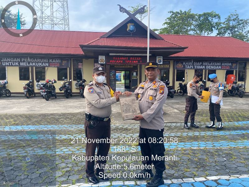 Kapolsek Tebingtinggi Beri Reward kepada Personel Berprestasi
