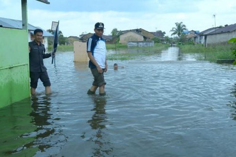 Banjir di Pekanbaru Belum Bisa Diselesaikan, Ayat Cahyadi hanya Minta Maaf