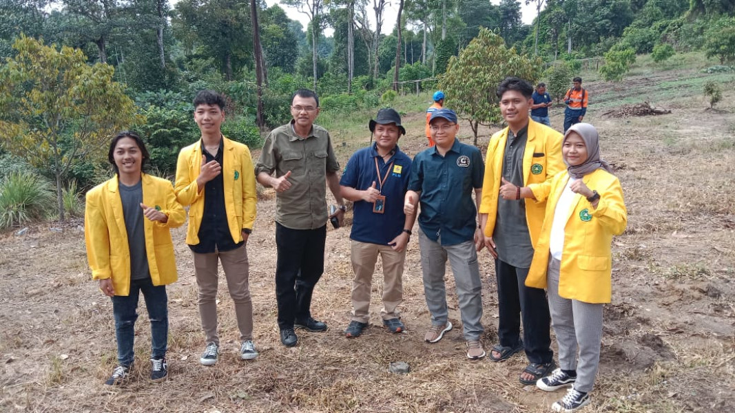 Kolaborasi Unilak dan PLN UIP3B Tanam Ratusan Pohon di Kampus Lancang Kuning