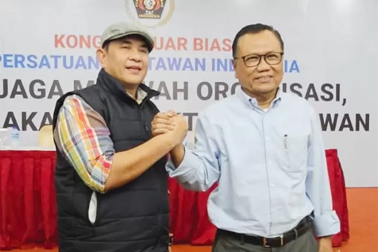 Sasongko Tedjo : SK Hendry CH Bangun Tidak Berlaku, DK PWI Pusat Ingatkan Daerah