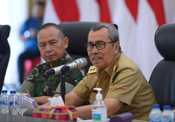 Banyak Jalan Rusak, Syamsuar Sentil Kepala Dinas PUPR dan Sejumlah OPD Tertutup Soal Informasi