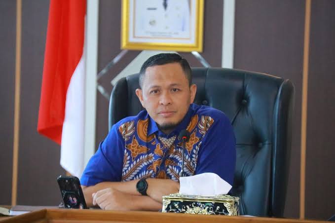 Sebut Instruksi Prabowo, Wako Agung Klaim Jalan Sudirman Bebas dari Tiang Reklame