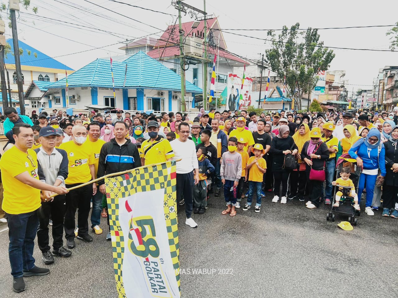 Semarakkan HUT Ke-58 Partai Golkar, Wabup Meranti H.Asmar  Hadiri Jalan Sehat