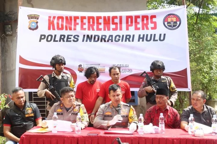 Setelah 20 Tahun Pengedar Sabu di Inhu Baru Bisa Ditangkap. Di Rumahnya Ada Bunker