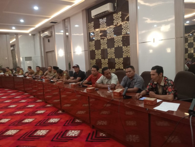 DPRD Siak Berang: PT TKWL Kembali Mangkir, Nasib Plasma Warga Terkatung-katung