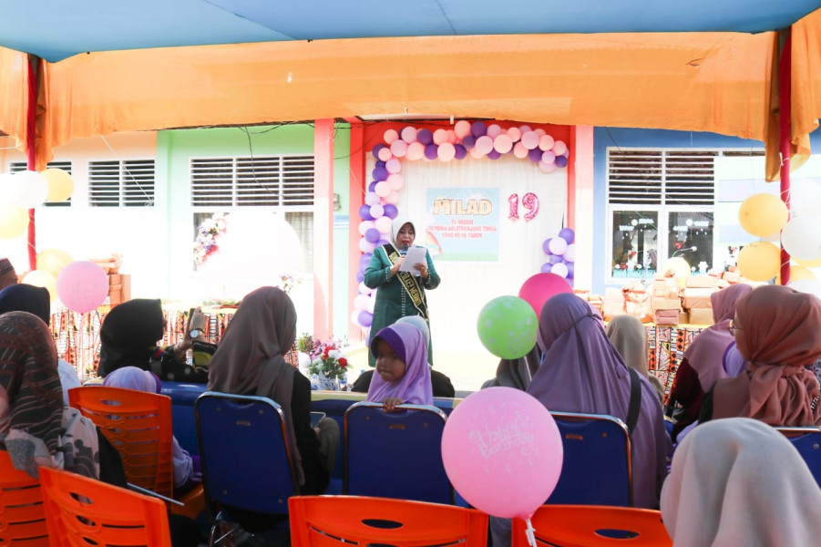 Bunda PAUD Hj. Ismiatun Hadiri Milad ke-19 TK Negeri Pembina Selatpanjang