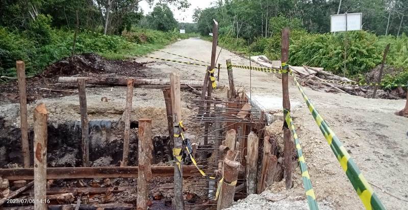 Proyek Jalan Penebal-Ulu Pulau, Konsultan Minta Maaf kepada Institusi Polri