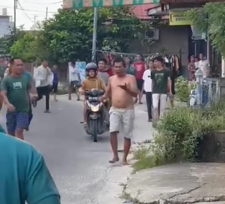 Ketahuan Curi Handphone, Pria Paruh Baya di Pekanbaru Tikam Warga Saat Akan Ditangkap