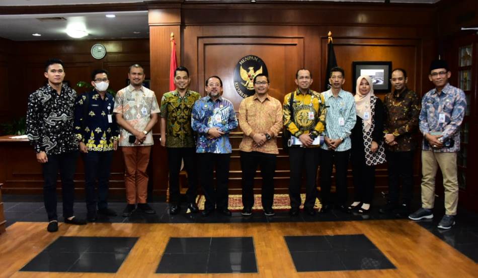 Sekda Bengkalis Sampaikan Ekspose SAKIP Dihadapan Asisten Deputi Kemenpan-RB