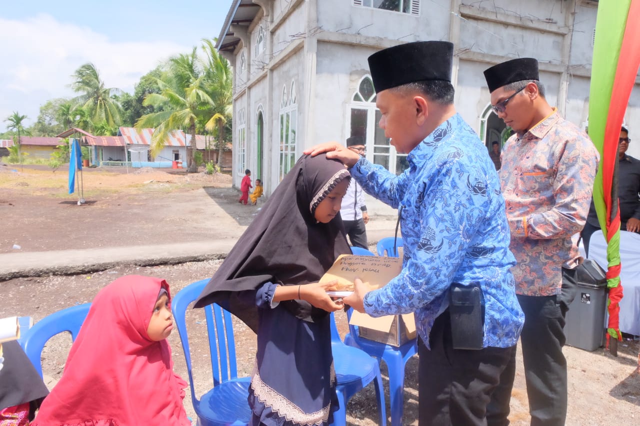 H. Asmar Resmikan Status Mushola AL-Ikhlas Menjadi Masjid Al-Iklas di Desa Tanah Merah