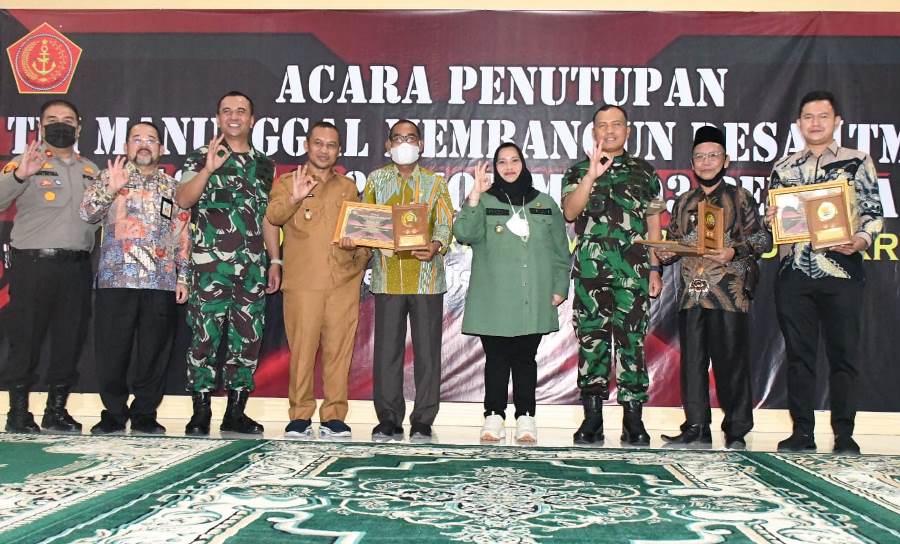 TMMD ke-113 Resmi Ditutup Danrem 031/Wira Bima