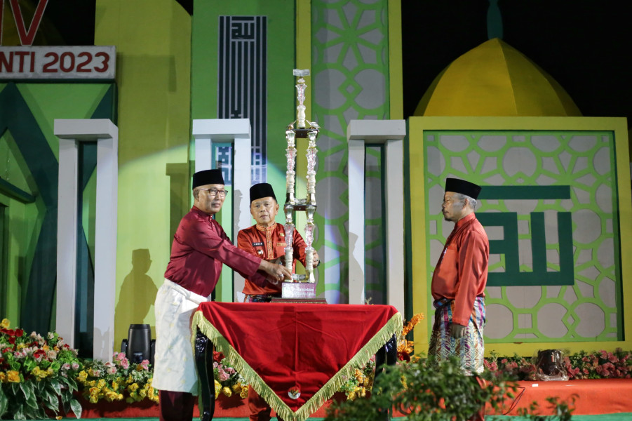 Buka MTQ Tingkat Kabupaten, Plt Bupati Asmar Berharap Lahir Qari-Qariah Berprestasi