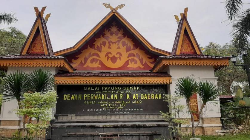 Tiga Istri Pejabat Pemko Berpotensi Duduk di DPRD Pekanbaru, Segini Perolehan Suaranya