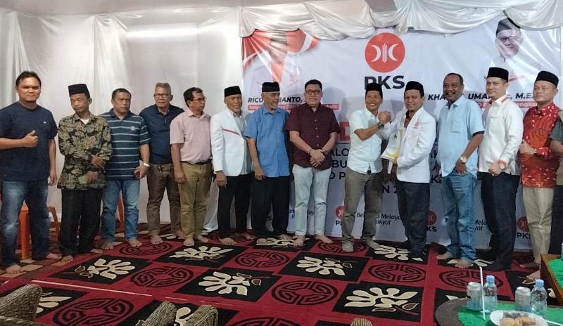 Kembalikan Formulir Pendaftaran, Engah Eet Beri Sinyal Bergabung di Koalisi PKS
