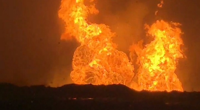 Pipa Gas PT Transgasindo di Batu Ampar Bocor, Jalintim Sumatra Ditutup Sementara