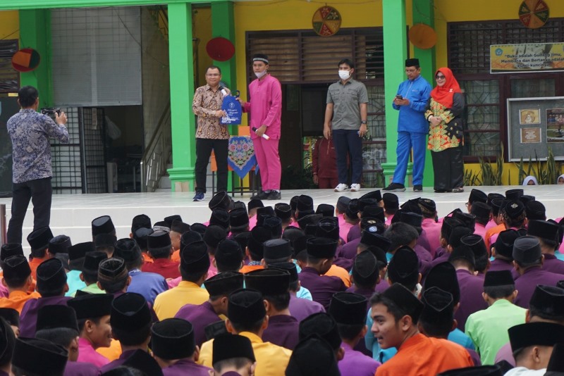 Strategi Rektor Unilak Dr Junaidi Bantu Peningkatan SDM Anak Muda Riau