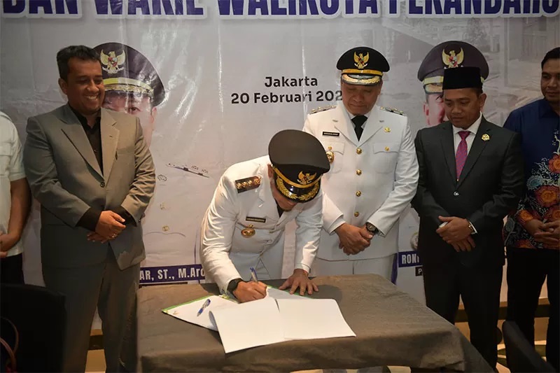 Pasca Ditandatangani Walikota Agung, Tarif Parkir di Pekanbaru Resmi Turun Mulai Hari ini