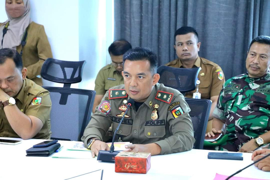 Satpol PP Pakai Upaya Persuasif Tertibkan Bangunan Langgar GSB di Arifin Ahmad