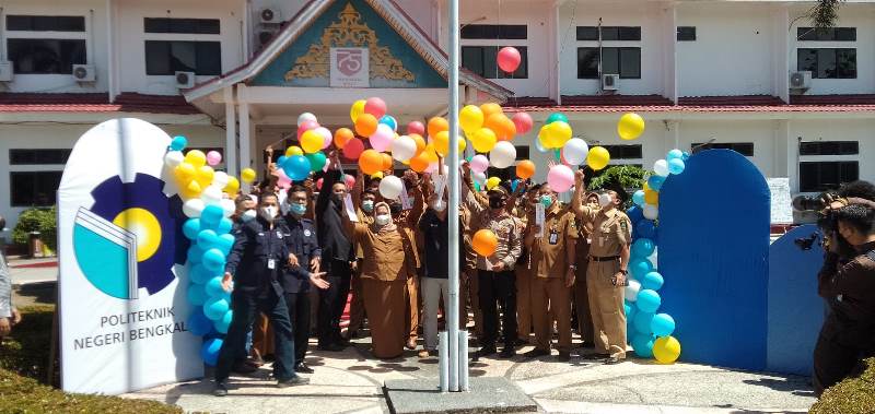 Pelepasan Balon, Tandai Lounching Polbeng Membangun Desa