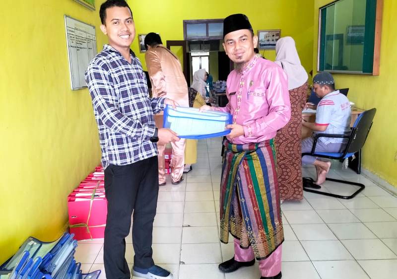 Diskominfotik Bengkalis Serahkan Dokumen Pendukung Pegawai Non-ASN