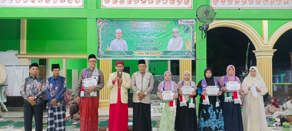 Maulid Nabi 1448 H di Markanding Sukses Digelar, Yayasan Rabbani Pekanbaru Hadirkan KH. Ariful Makhali Sekaligus Bawa Semangat Peduli Palestina