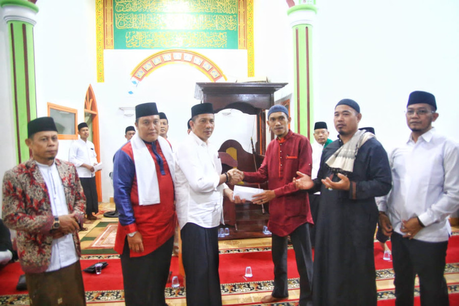 Safari Ramadan ke Kudap, Bupati Ingatkan Warga Waspada Karlahut