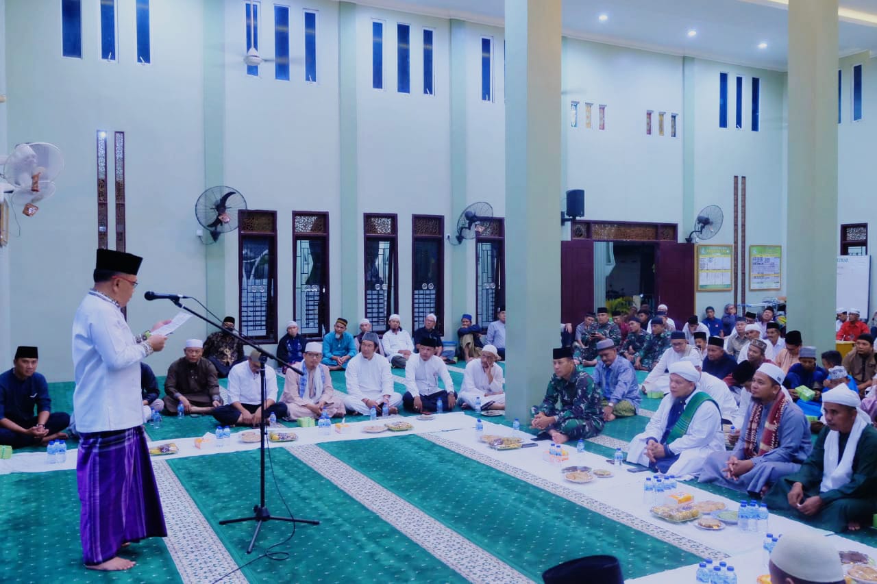 Hadiri Peringatan Isra' Mi'raj Wabup Asmar : Salah Satu Hikmah Isra Mi'raj Yang Paling Penting Adalah Tentang Kewajiban Sholat Lima Waktu