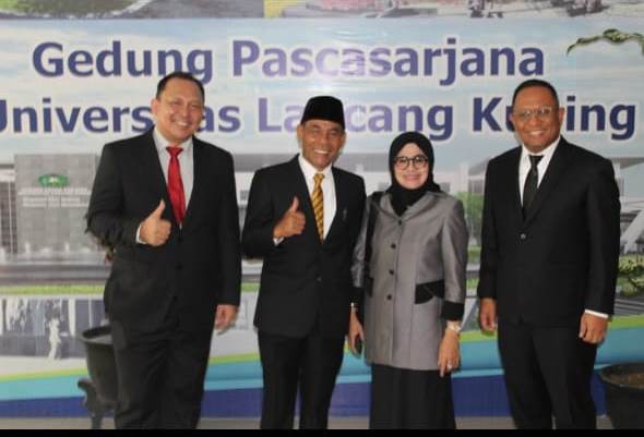 Selain Ketua dan Wakil Ketua DPRD Riau, Empat Anggota Juga Raih Gelar Magister Manajemen dari Pascasarjana Unilak