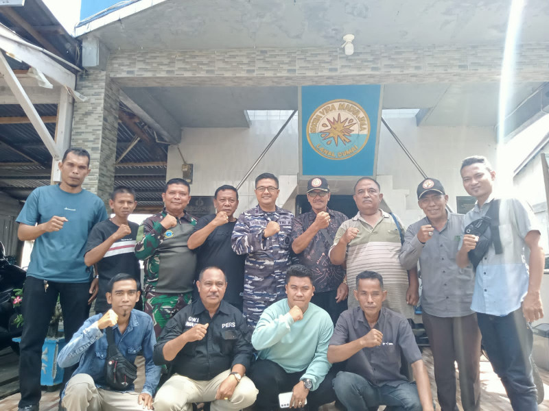 Perkuatkan Silaturahmi, Danposal Selatpanjang Coffe Moring Dengan Wartawan