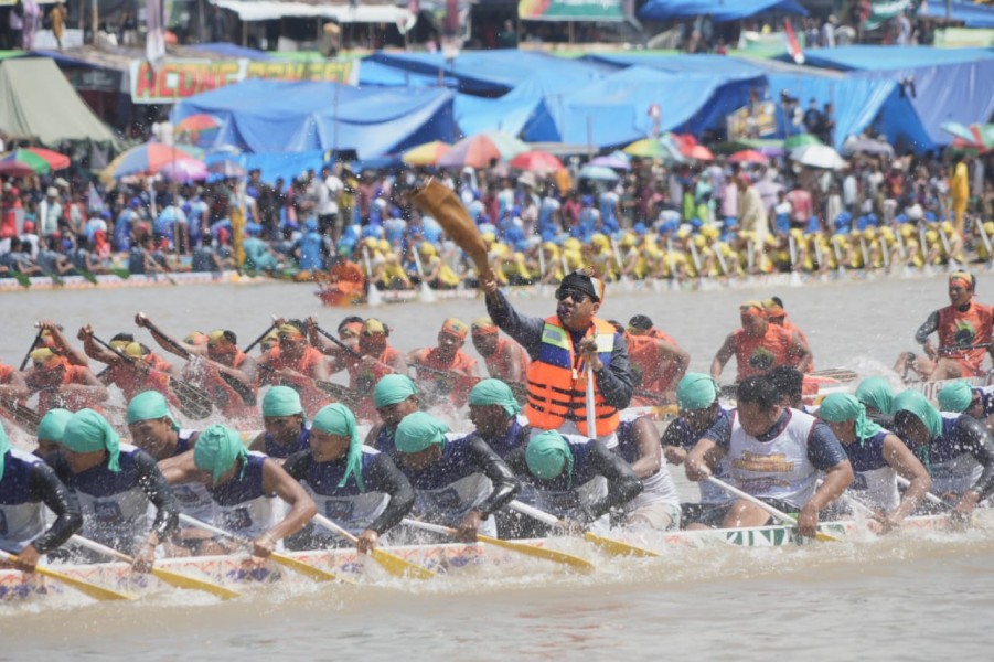 Pacu Jalur 2025 Kuansing Diprediksi Banjir Wisatawan, PHRI Riau Siapkan Pelayanan Maksimal