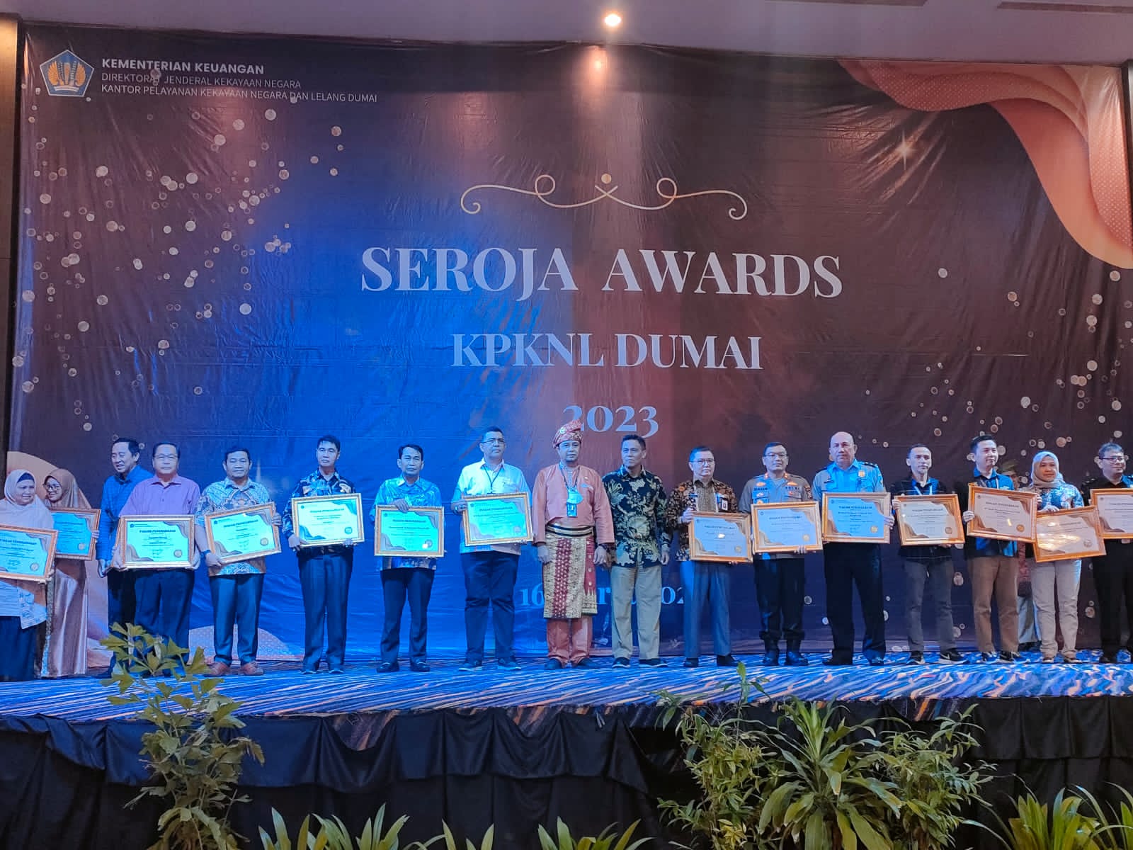 Meranti Terima Dua Penghargaan Seroja Award dari KPKNL Dumai