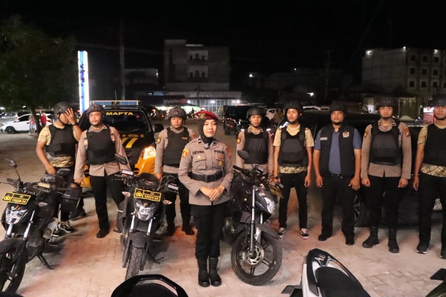 Cekcok di SPBU, Kapolres Rohil dan Tim Raga Tengahi Keributan Secara Humanis
