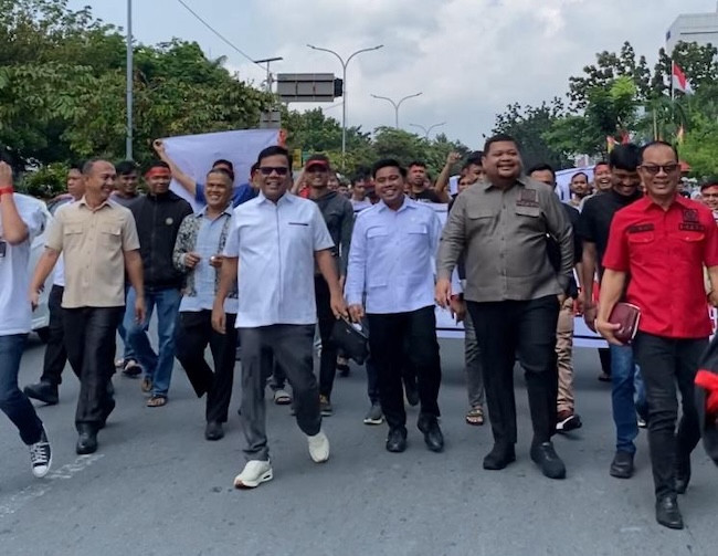 Ruko Disegel Pemko, DPRD Langsung Turun ke STC Dampingi Pedagang