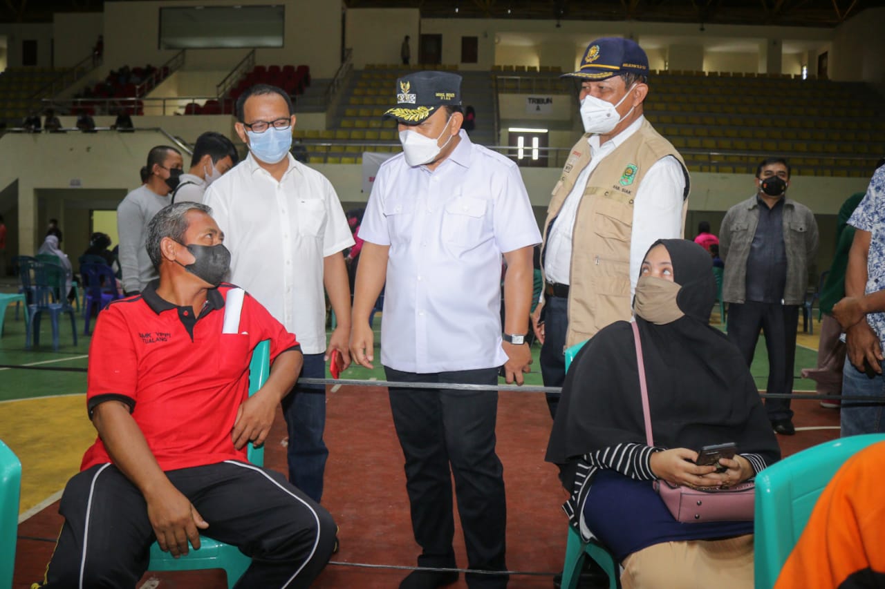 Vaksinasi Massal Dalam Rangka HUT Bhayangkara Digelar di Tualang, Ini Kata Wabup Husni Merza