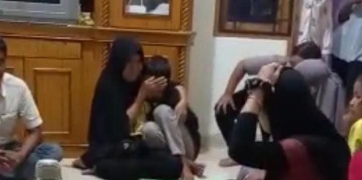 Bawa Anak Tanpa Izin, Oknum Dosen di Riau Nyaris Diamuk Warga