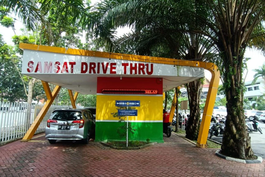Jelang Program Pemutihan Denda Pajak Berakhir, Pelayanan Samsat di Riau Diperpanjang