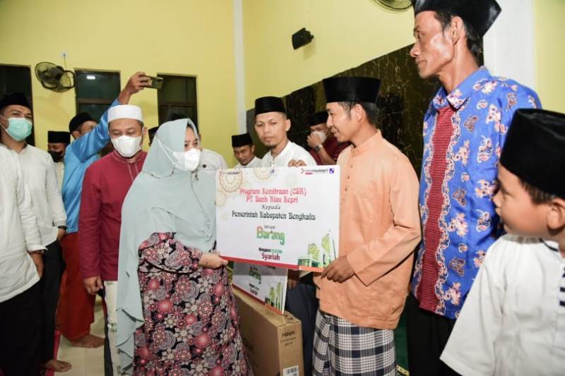 Bu Kas : Saya Targetkan Tahun 2024 Jalan Lingkar di Kecamatan Bantan Tuntas Dibangun
