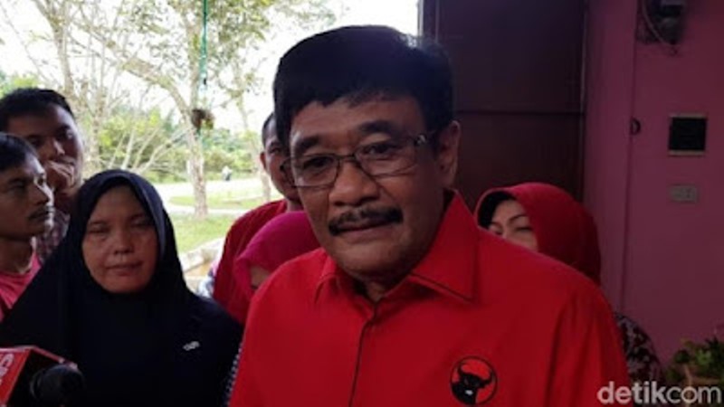 Djarot Miris Lihat Kinerja Anies Atasi Kemiskinan DKI, Sindir Rumah DP 0%