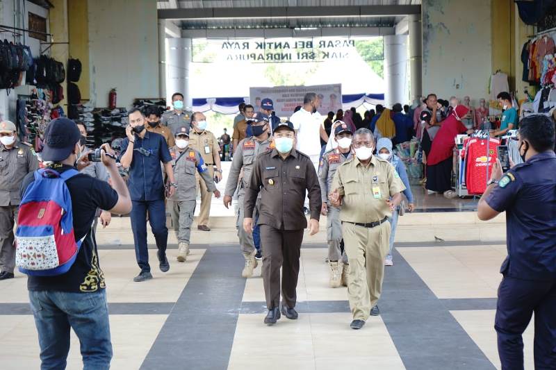 Buka Operasi Pasar, Husni Merza Berharap Bisa Membantu Masyarakat