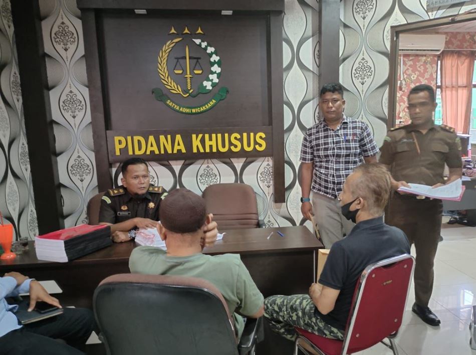 Akhirnya Kejari Bengkalis Tahan Dua Tersangka