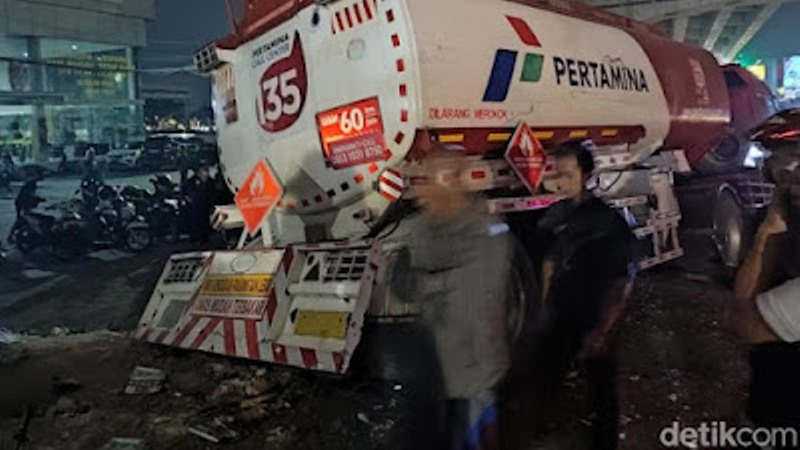 11 Orang Tewas, Polisi Ungkap Truk Pertamina Tabrak 2 Mobil dan 10 Motor