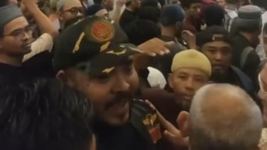 Massa GP Ansor Bubarkan Pengajian Ustaz Syafiq Basalamah di Masjid Assalam