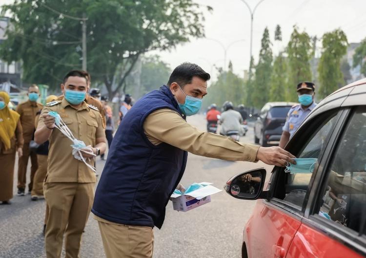 Masker Gratis Bertebaran, Tapi Angka ISPA Pekanbaru Sudah Tembus 3.028 Kasus