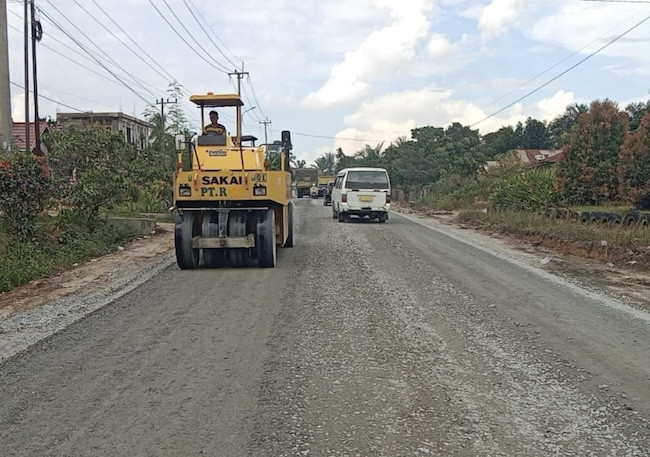 Anggaran Rp37 Miliar, Pemprov Riau Gerak Cepat Perbaiki Jalan Cerenti-Air Molek