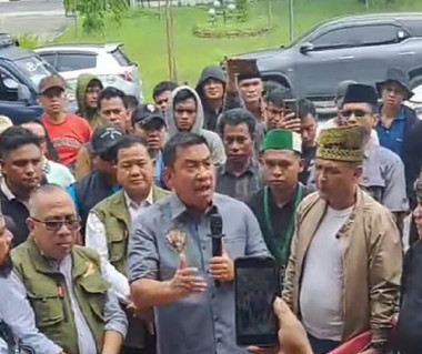 Tak takut, Suparman Tantang Iwan Pansa Duel Secara Jantan