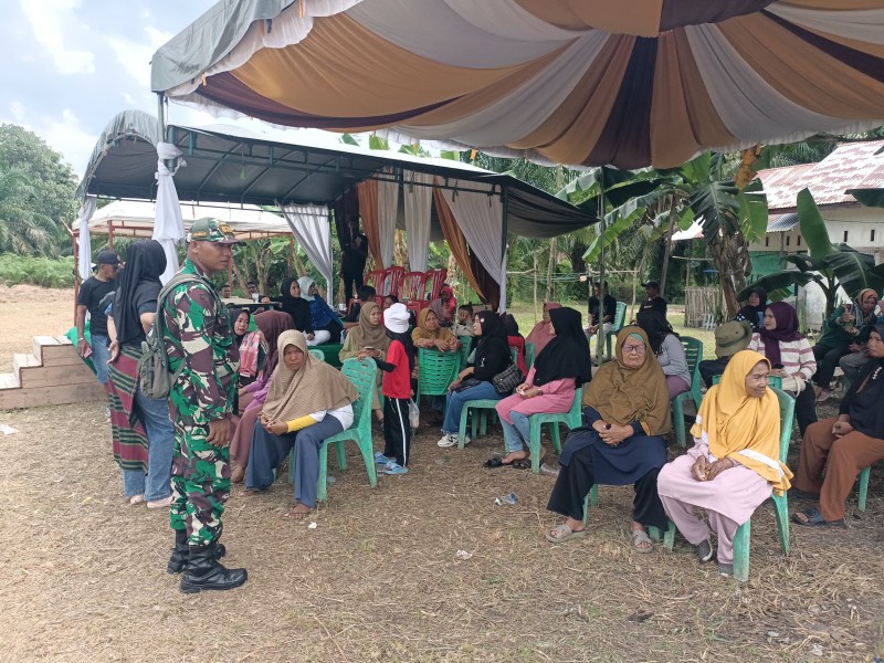 HUT RI Ke 80, Kodim 0303 Koramil 05/Bukit Batu Berpartisipasi di Desa Binaan