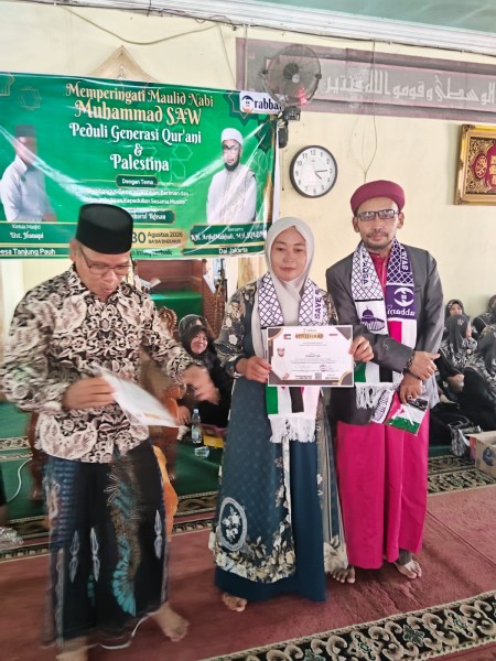 Al-Hafiz KH. Ariful Makhali Hadir di Tanjung Pauh, Rabbani Bawa Pesan Dakwah dan Peduli Palestina